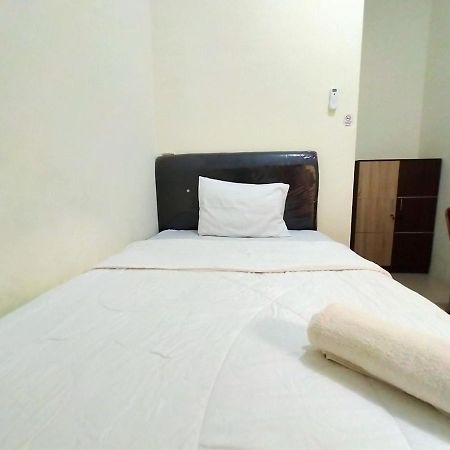 Homestay Danesti Syariah Near Bandara Sultan Hasanuddin Makassar Luaran gambar