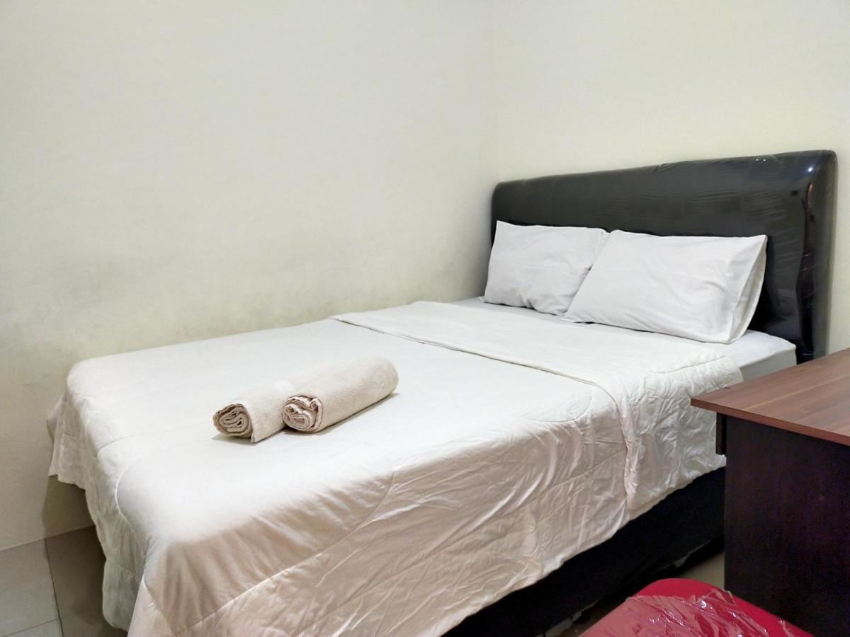 Homestay Danesti Syariah Near Bandara Sultan Hasanuddin Makassar Luaran gambar