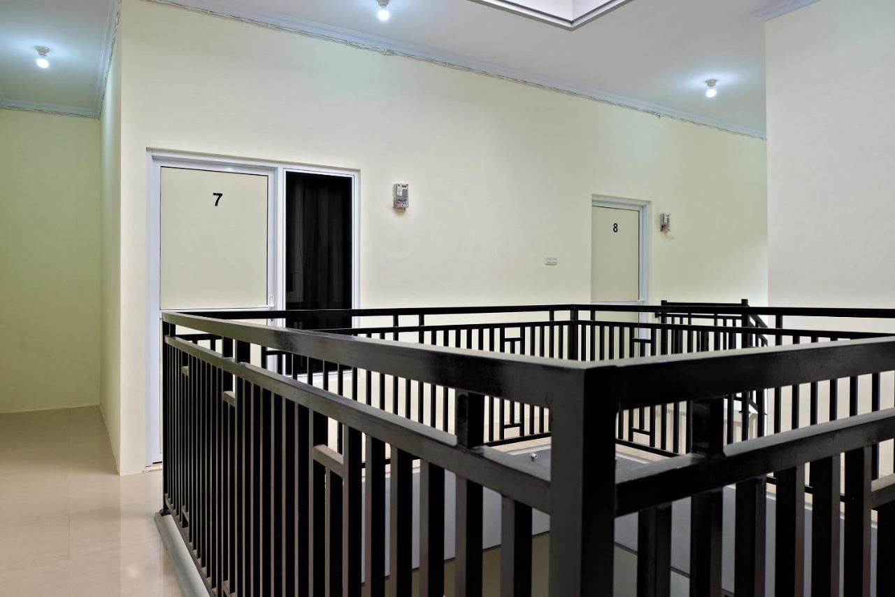 Homestay Danesti Syariah Near Bandara Sultan Hasanuddin Makassar Luaran gambar